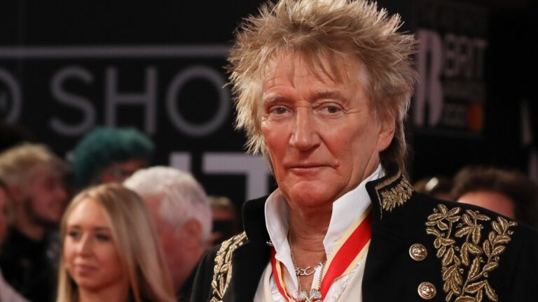 Fascinating Facts About Rod Stewart: The Iconic Singer-Songwriter