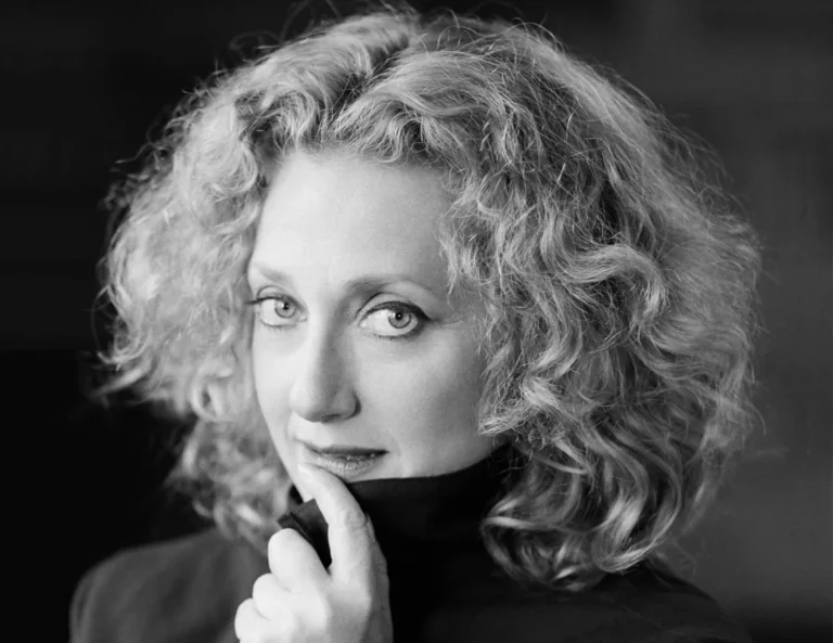 The Enduring Charm of Carol Kane: Fascinating Facts About the Acclaimed Actress