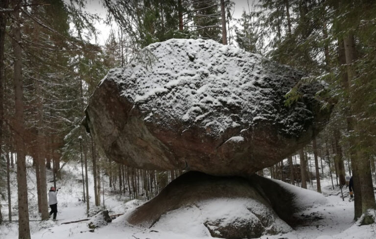 Kummakivi: Finland’s Extraordinary Balancing Boulder