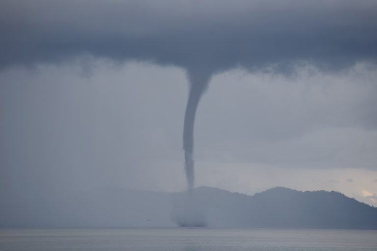 The Fascinating Phenomenon of Waterspouts in Tampa Bay, Florida