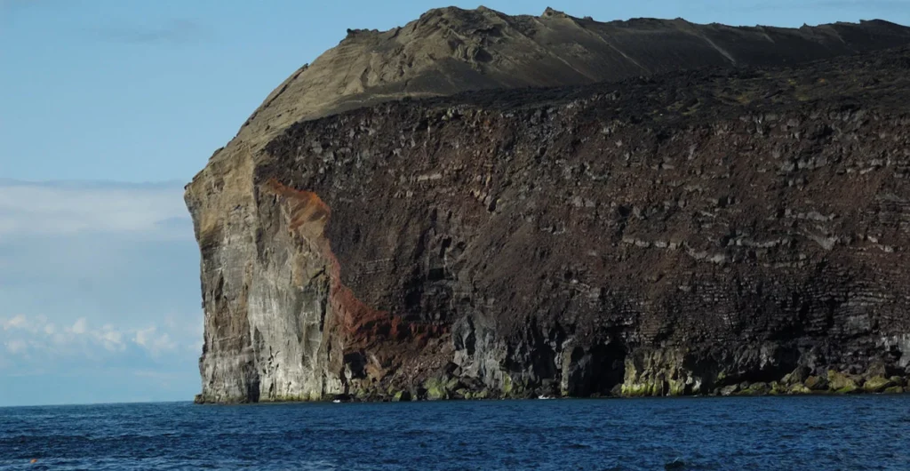 1314x680px Surtsey 3