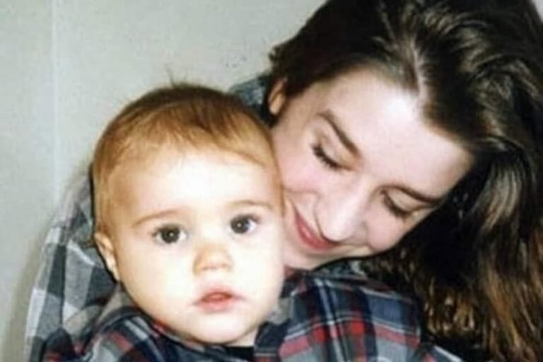 Justin Bieber’s mother explains why she did not have her baby aborted when she was 17 years old.