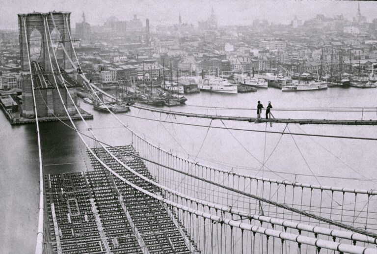 The Brooklyn and Manhattan Bridges: Icons of New York’s Engineering Legacy